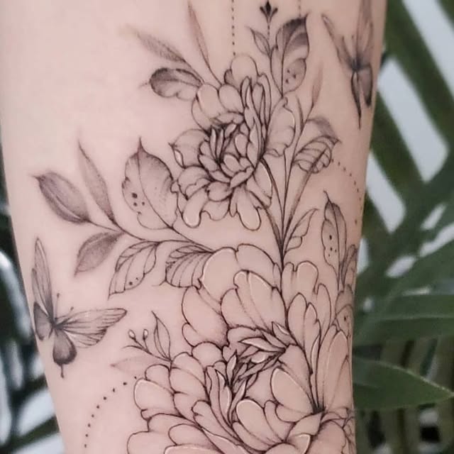 Fine-line body tattoo