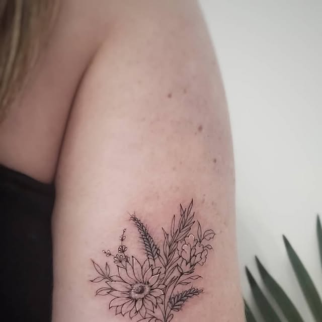 Fine-line body tattoo